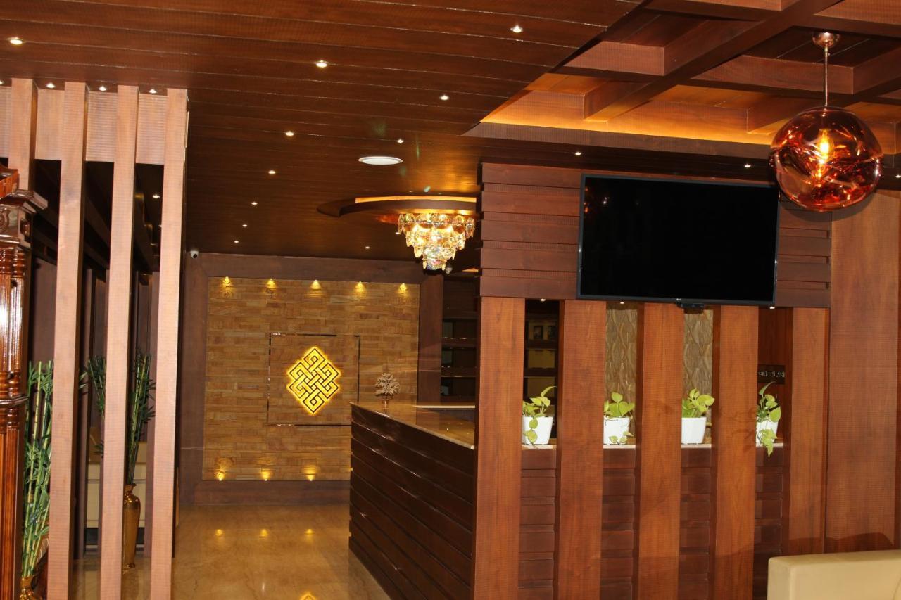 Retrieve Health & Wellness Hotel Kochi Bagian luar foto